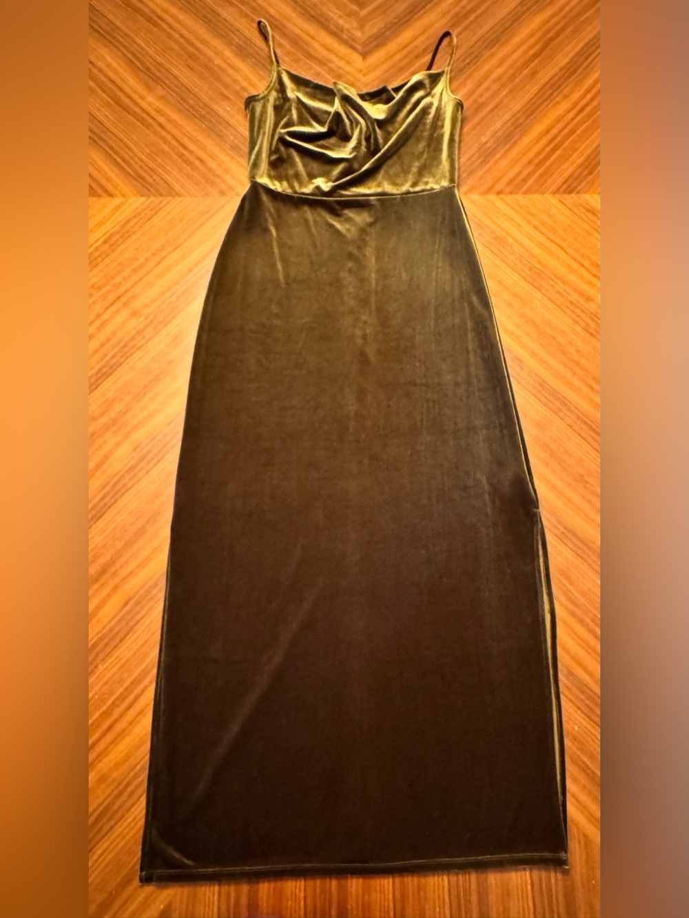 Taylor NWT Olive Green Velvet Cowl Neck Double Slit Maxi Dress Size 4 - Picture 7 of 10